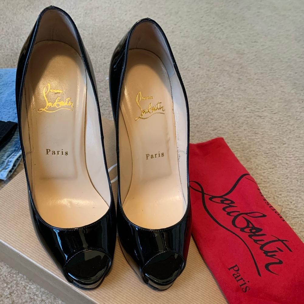 Christian Louboutin ‘Prive’ Open Toe Pump